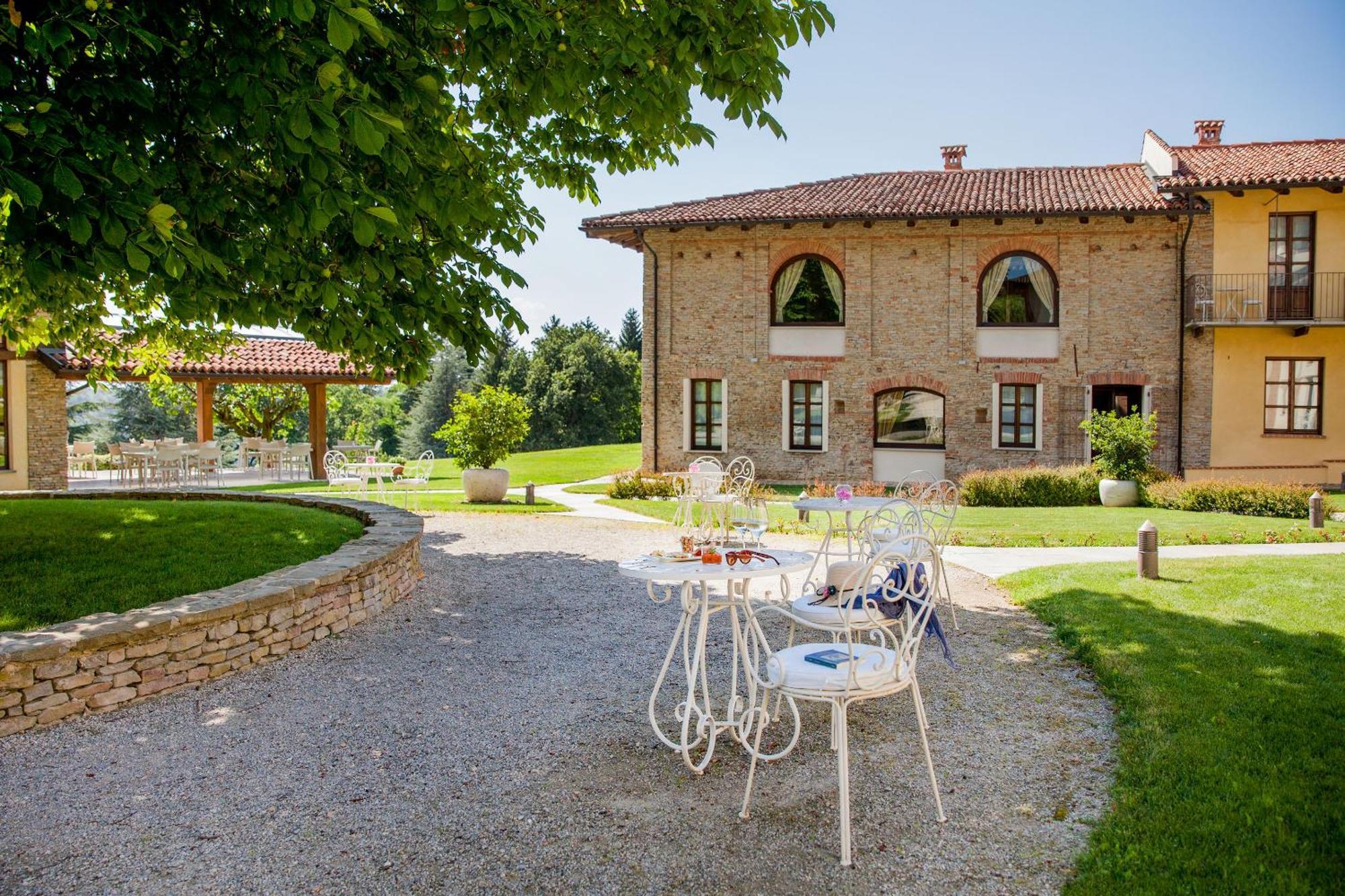 Relais Montemarino Hotel Borgomale Kültér fotó