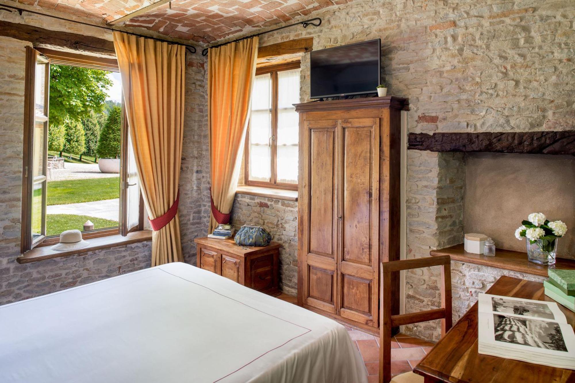Relais Montemarino Hotel Borgomale Kültér fotó