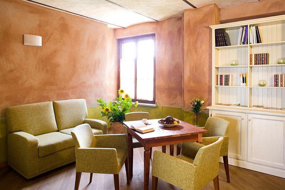 Relais Montemarino Hotel Borgomale Kültér fotó